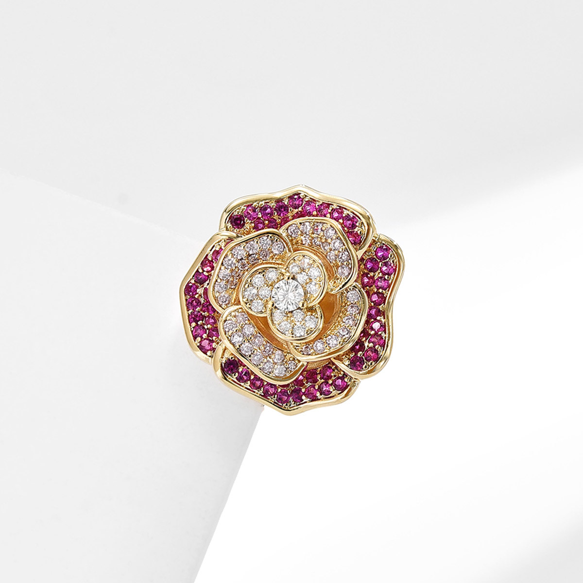 Beauty Luxury Brass Magnetic a - огляд і ціна Women'S Accessories Clothing